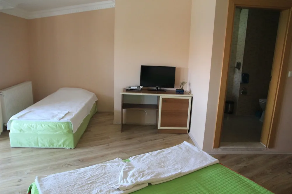 Deluxe Stüdyo Süit