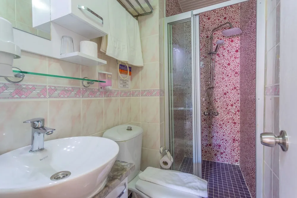 Standard Oda, Bahçe Manzaralı