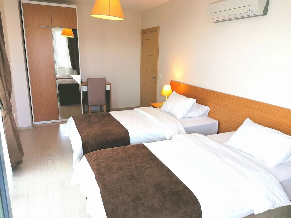 Comfort Apart Daire, Birden Çok Yatak, Kısmi Deniz Manzaralı