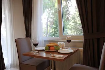 Şeker Apartments