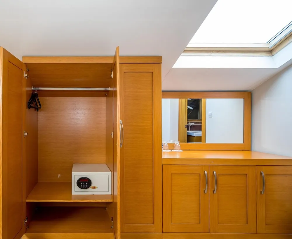 Standard Üç Kişilik Oda