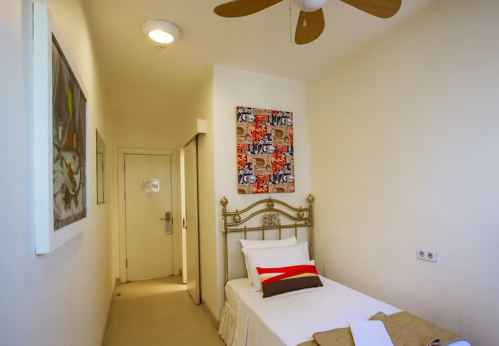 Standard Tek Kişilik Oda