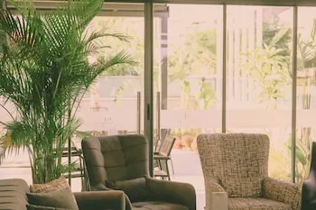 Laren Sea Side Hotel & Spa