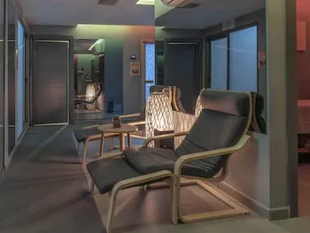 Laren Sea Side Hotel & Spa