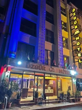 Ozgur Hotel