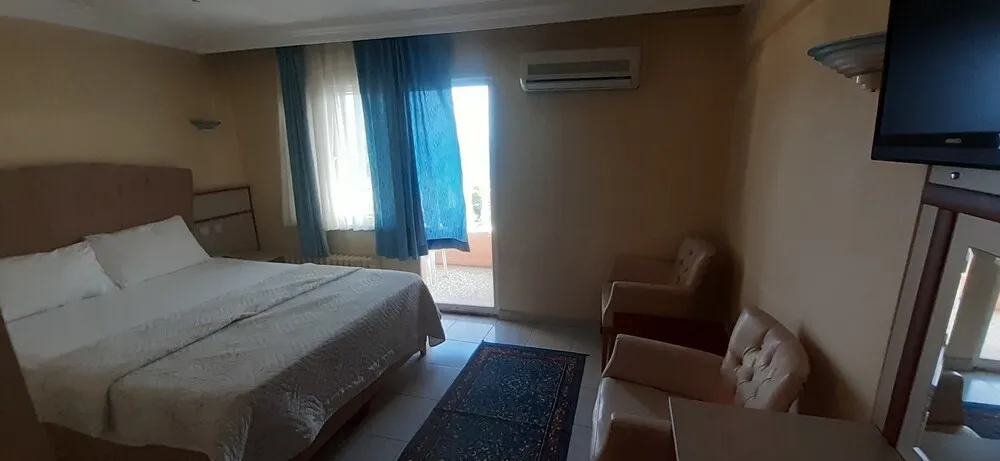 Standard Tek Büyük veya İki Ayrı Yataklı Oda