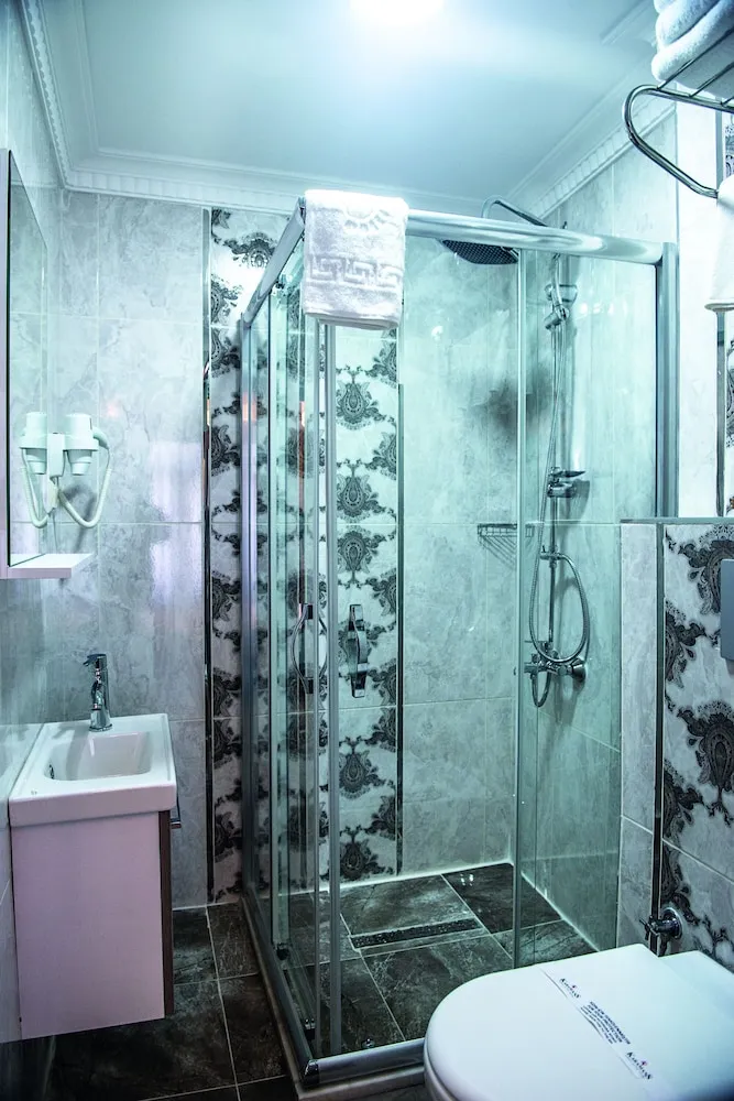 Standard Üç Kişilik Oda
