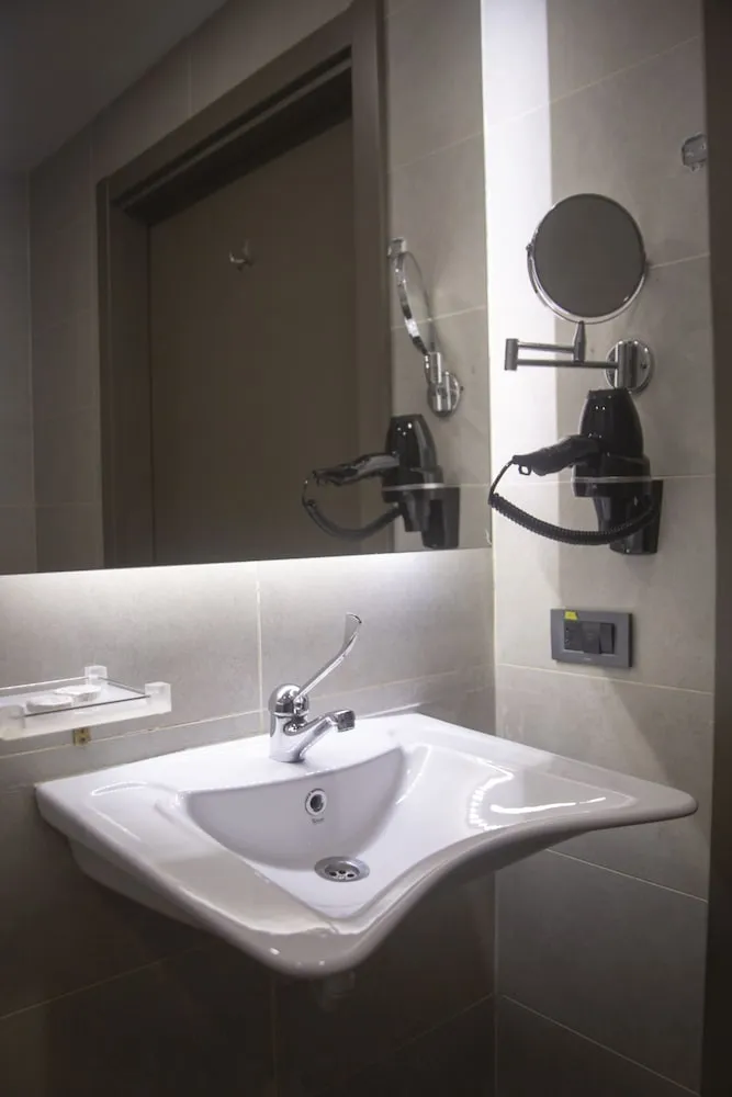 Deluxe Oda, 2 Tek Kişilik Yatak, Engellilere Uygun (Mobility)