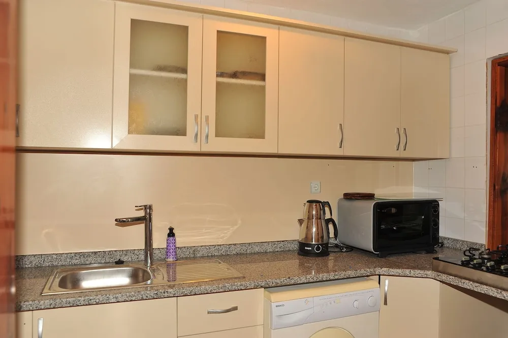 Third Floor Apartment with Sea View