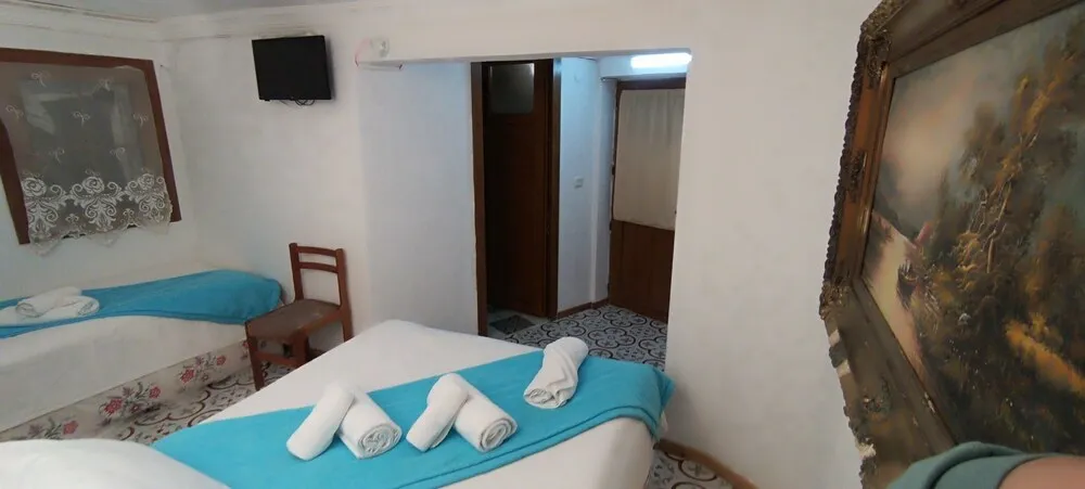 Classic Üç Kişilik Oda