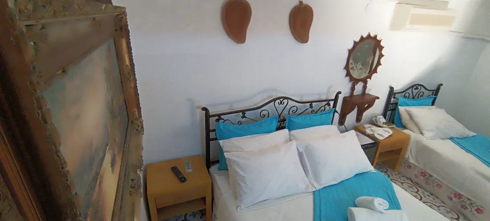 Classic Üç Kişilik Oda