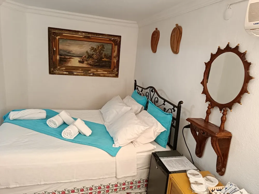 Classic Üç Kişilik Oda