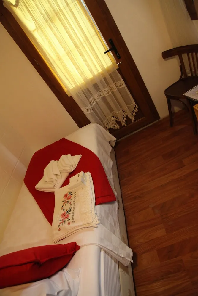 Economy Tek Kişilik Oda, 1 Tek Kişilik Yatak, Avlu Manzaralı