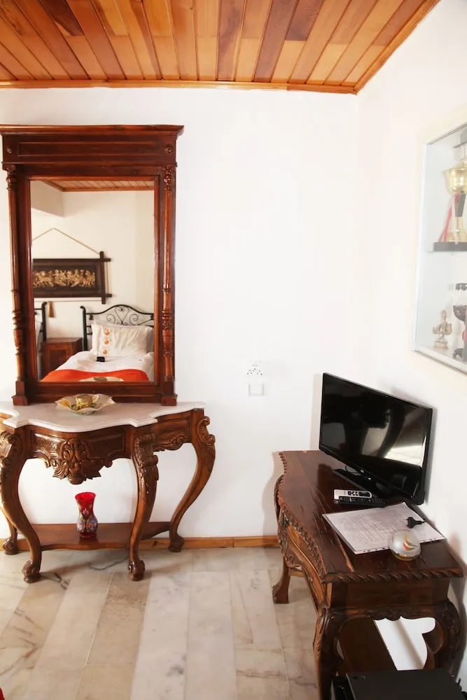 Business Üç Kişilik Oda