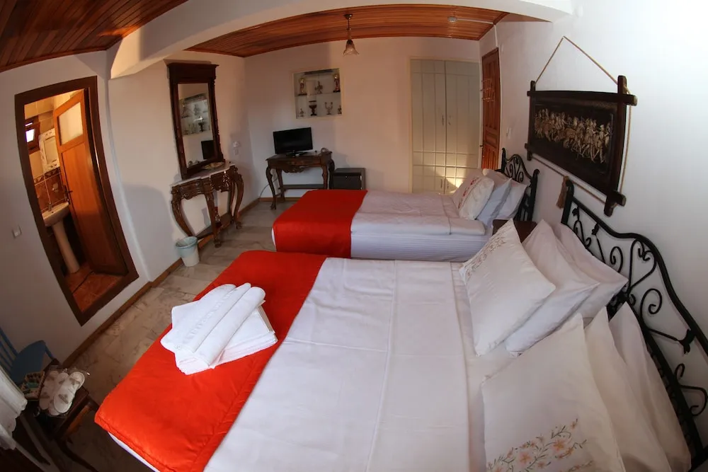 Business Üç Kişilik Oda