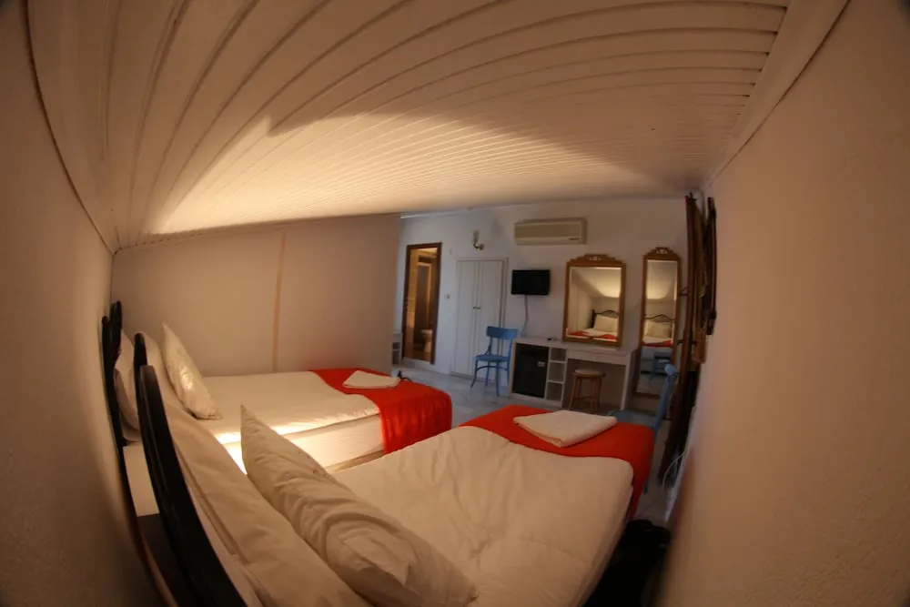 Family Dört Kişilik Oda