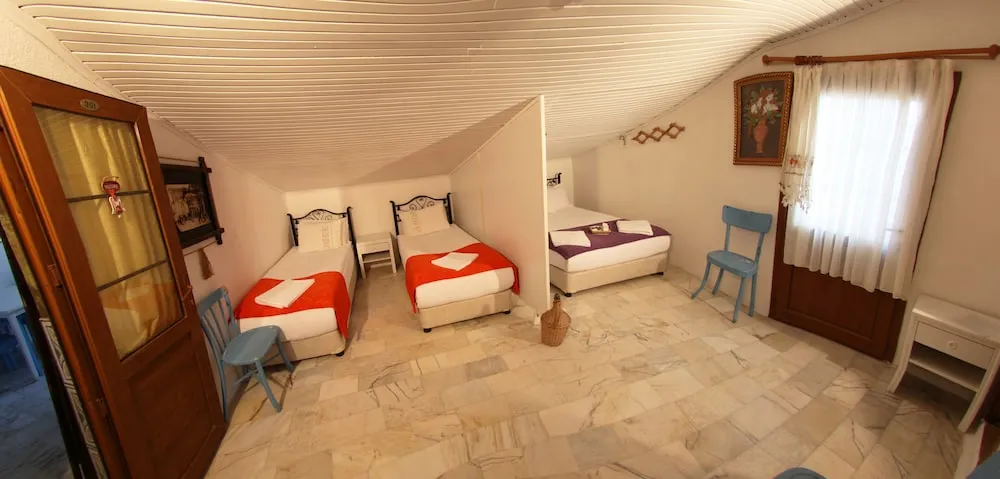 Family Dört Kişilik Oda