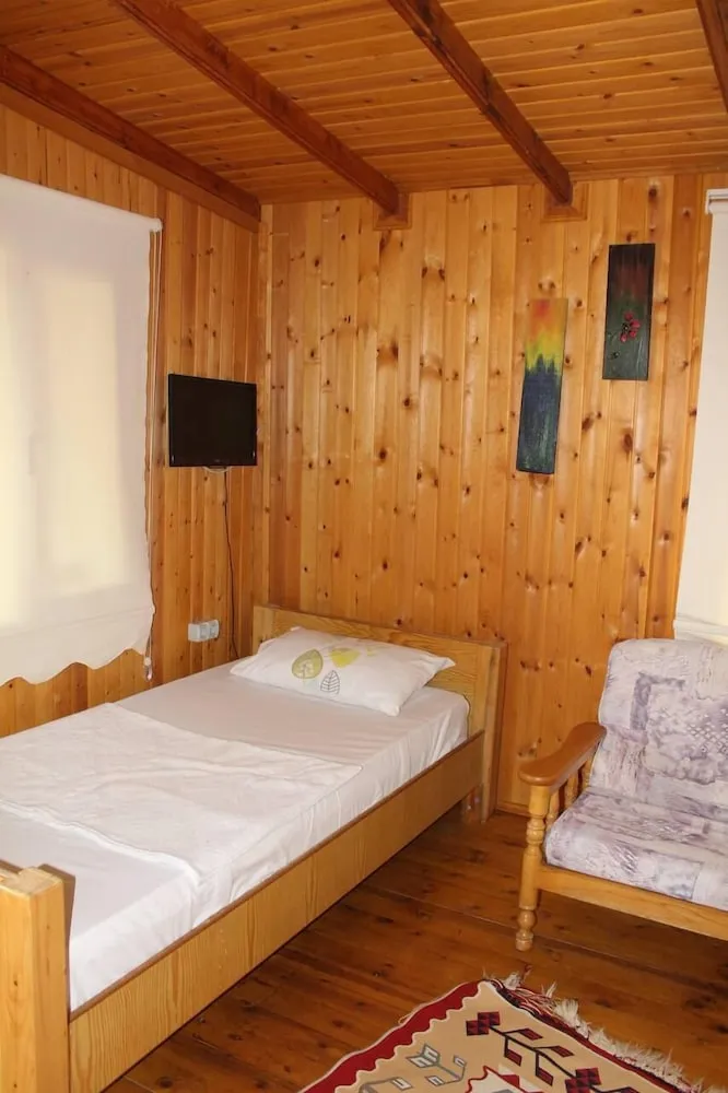 Kismi Deniz Manzarali Bungalow