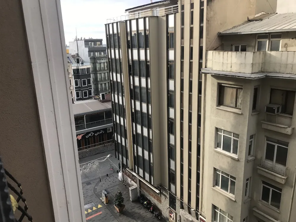 Basic Süit, Balkon, Şehir Manzaralı