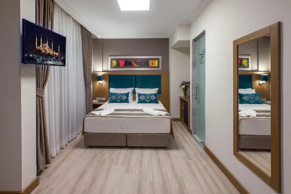 Deluxe Tek Kişilik Oda