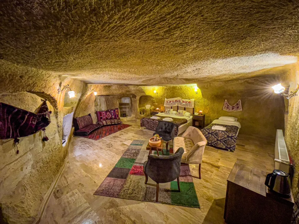 Family Cave Room