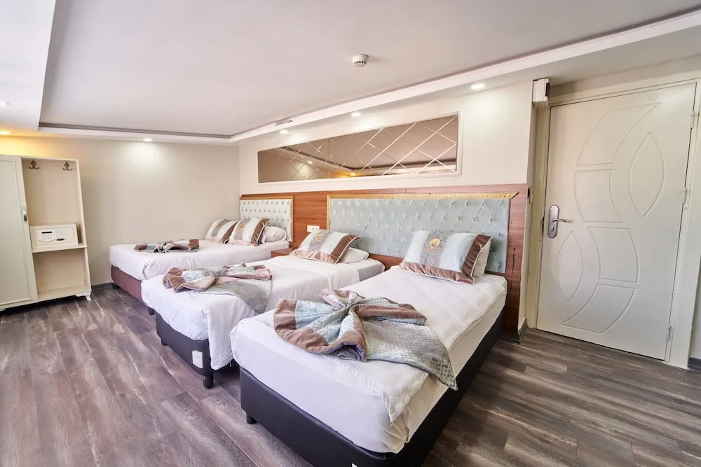 Standard Dört Kişilik Oda