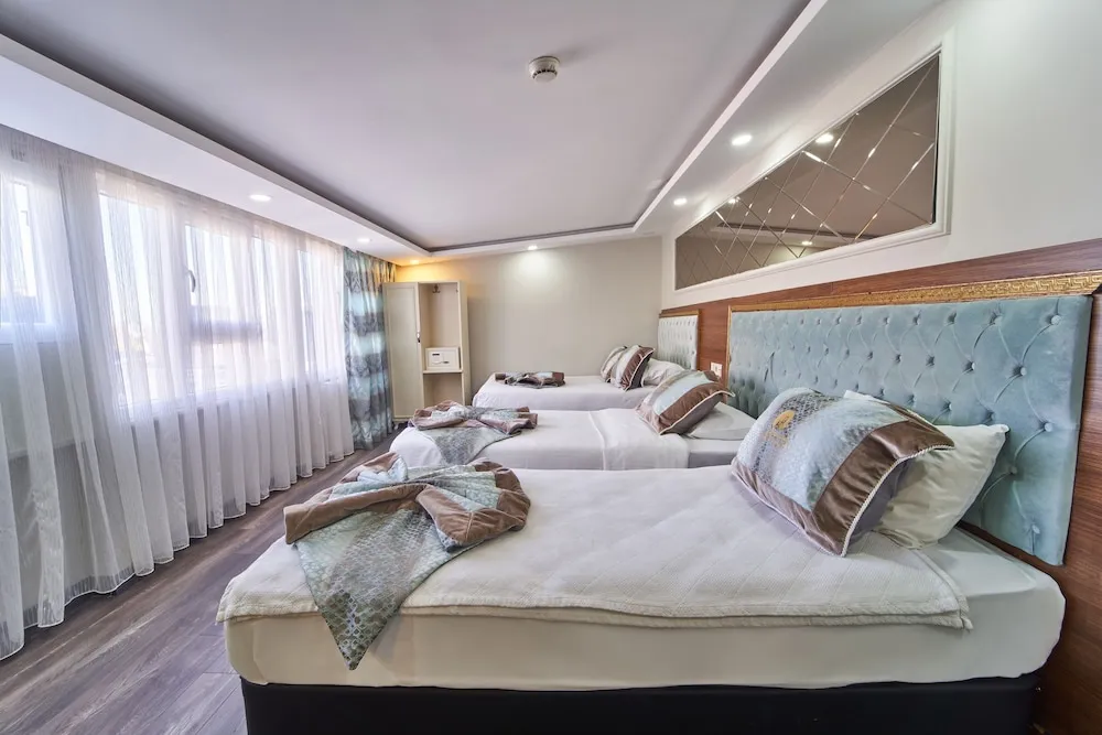 Standard Dört Kişilik Oda