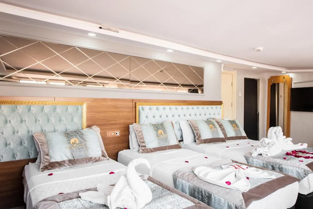 Standard Dört Kişilik Oda