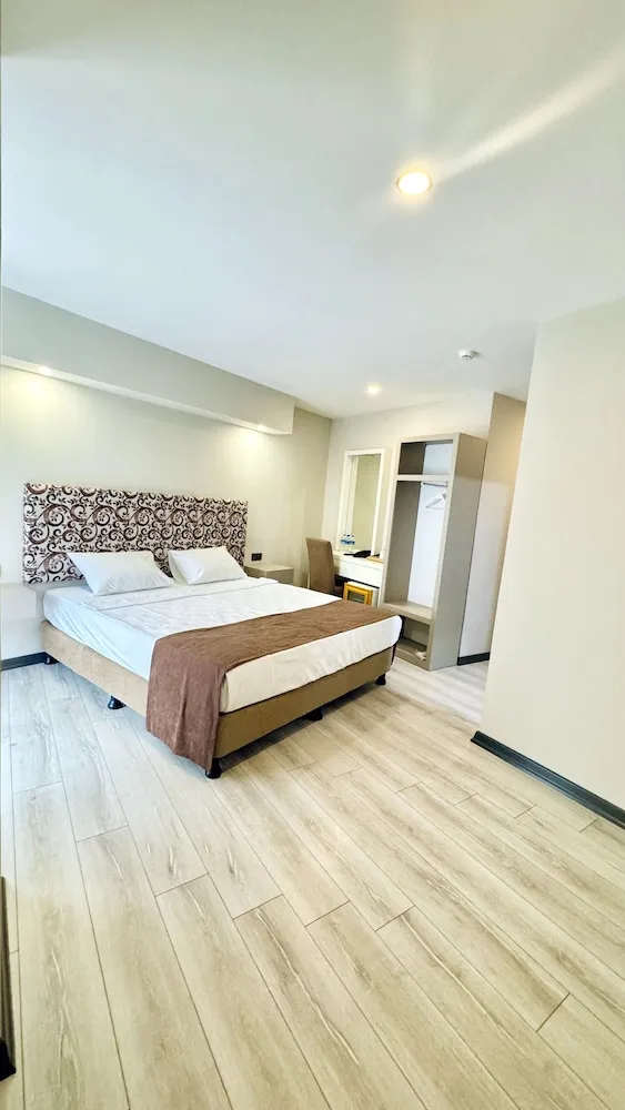 City Tek Büyük Yataklı Oda, 1 Büyük (Queen) Boy Yatak, Sigara İçilmez, Şehir Manzaralı