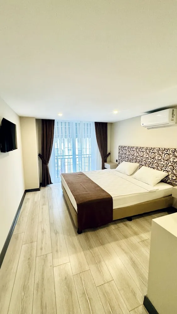 City Tek Büyük Yataklı Oda, 1 Büyük (Queen) Boy Yatak, Sigara İçilmez, Şehir Manzaralı