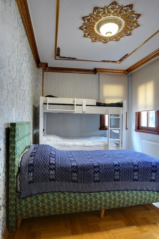 Apart Daire, 3 Yatak Odası (First Floor)