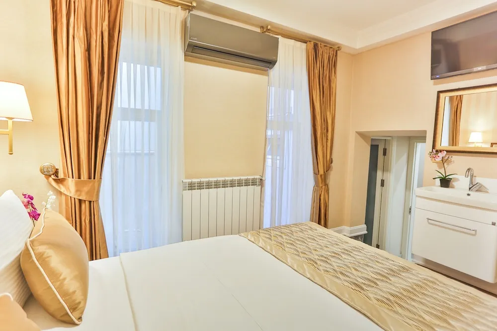 Economy Büyük Yataklı Tek Kişilik Oda, 1 Çift Kişilik Yatak, Sigara İçilmez, Özel Banyo