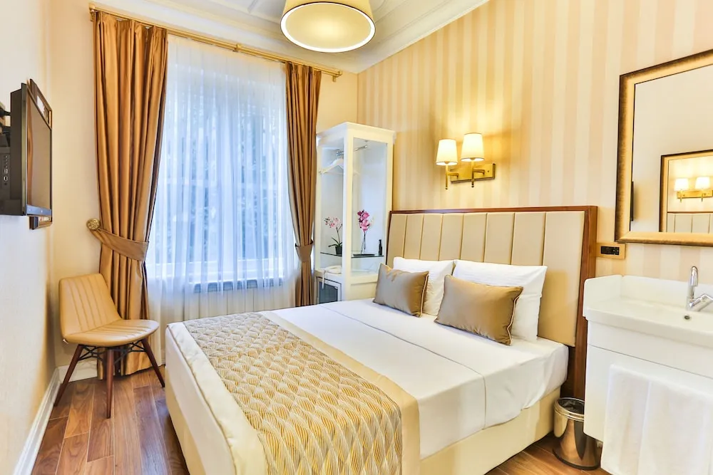 Economy Tek Büyük Yataklı Oda, 1 Büyük (Queen) Boy Yatak, Sigara İçilmez, Özel Banyo