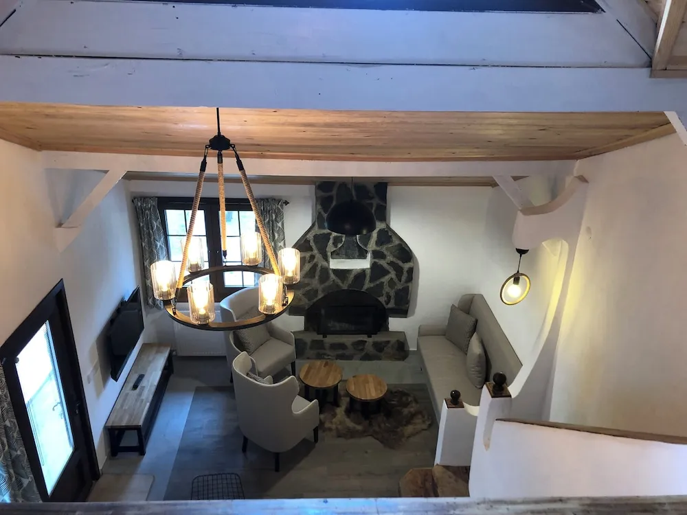 Deluxe Kır Evi