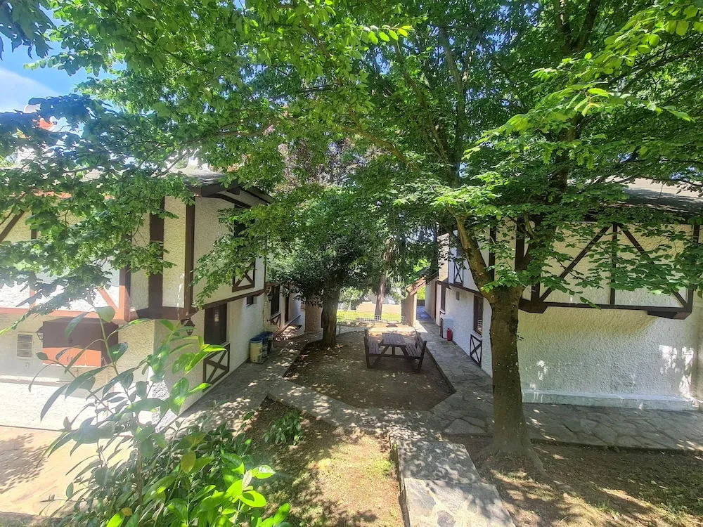 Deluxe Kır Evi