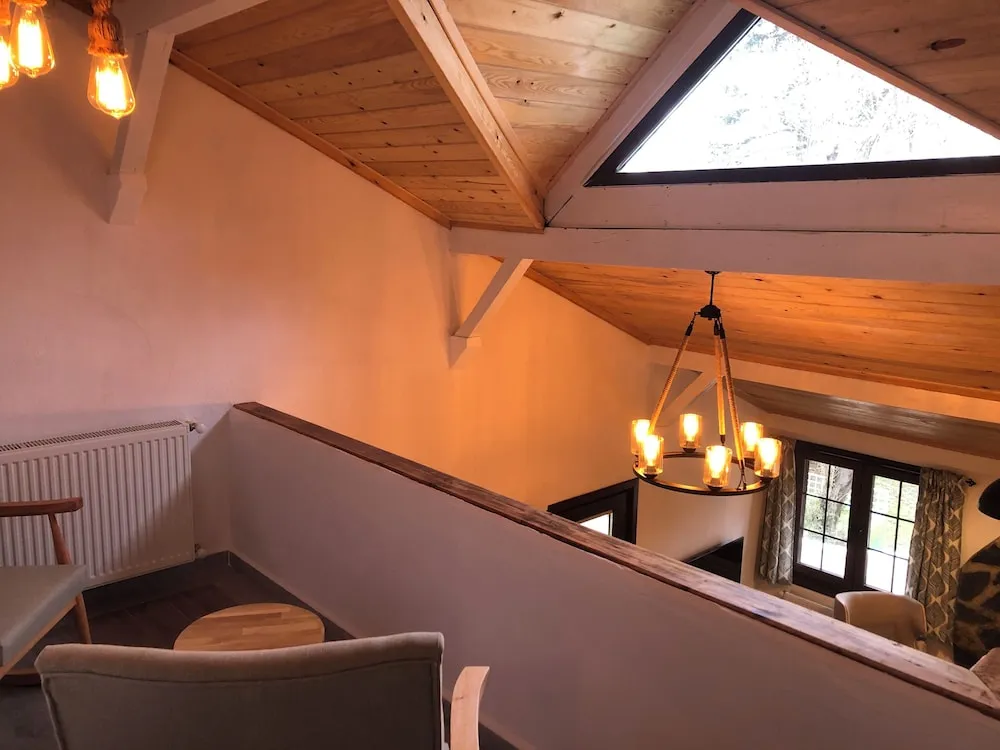 Deluxe Kır Evi