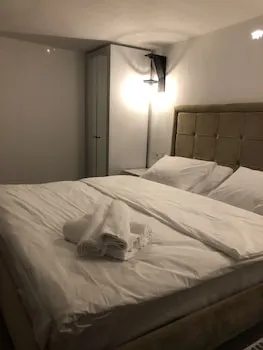 Polonezköy Country Club ve Doğal Yaşam Parkında Konaklama