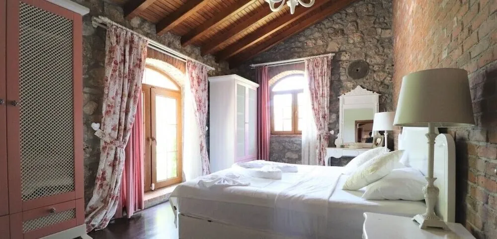 Villa, 2 Yatak Odası, Kişiye Özel Havuzlu