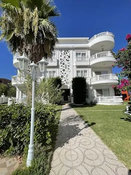 Belka Golf Residence