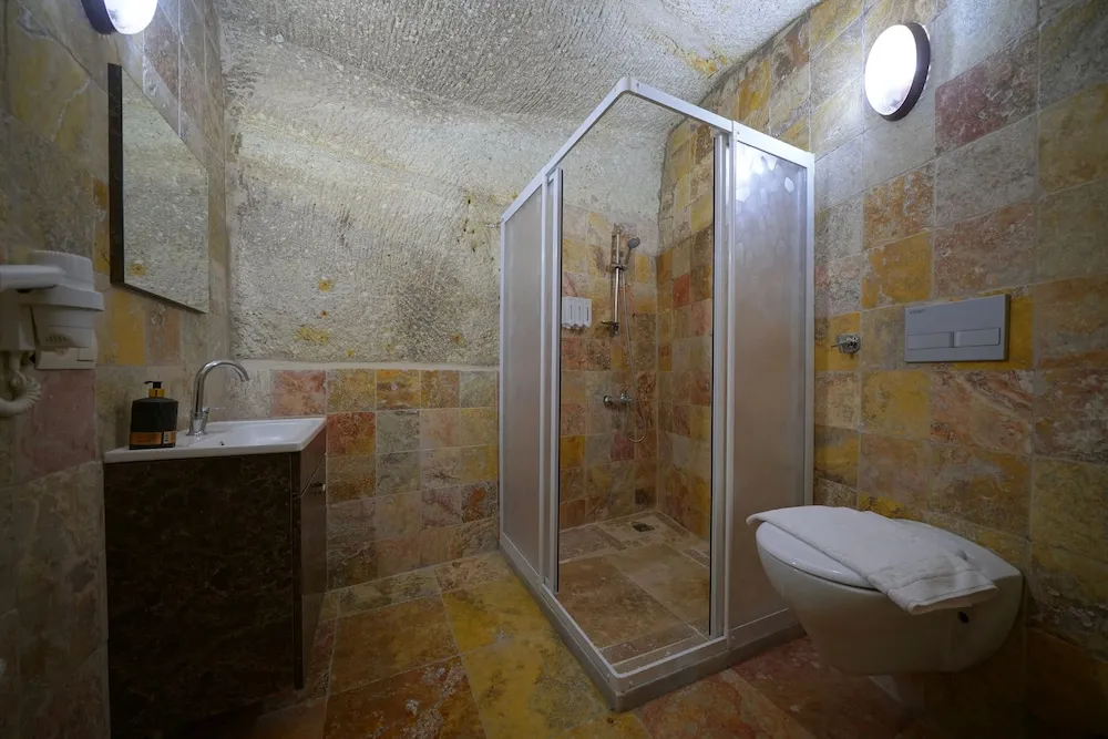 Family Cave Room