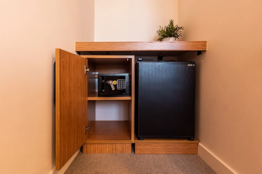 Family Tek Büyük veya İki Ayrı Yataklı Oda