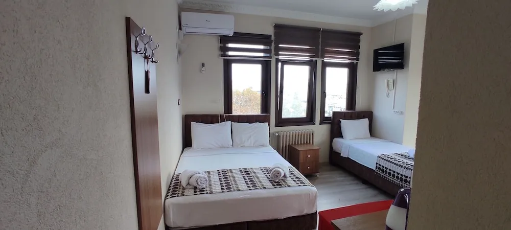 Standard Dört Kişilik Oda, Deniz Manzaralı