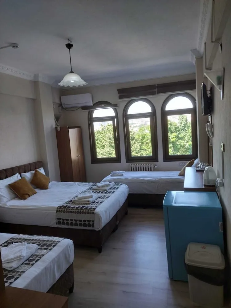 Standard Dört Kişilik Oda, Deniz Manzaralı