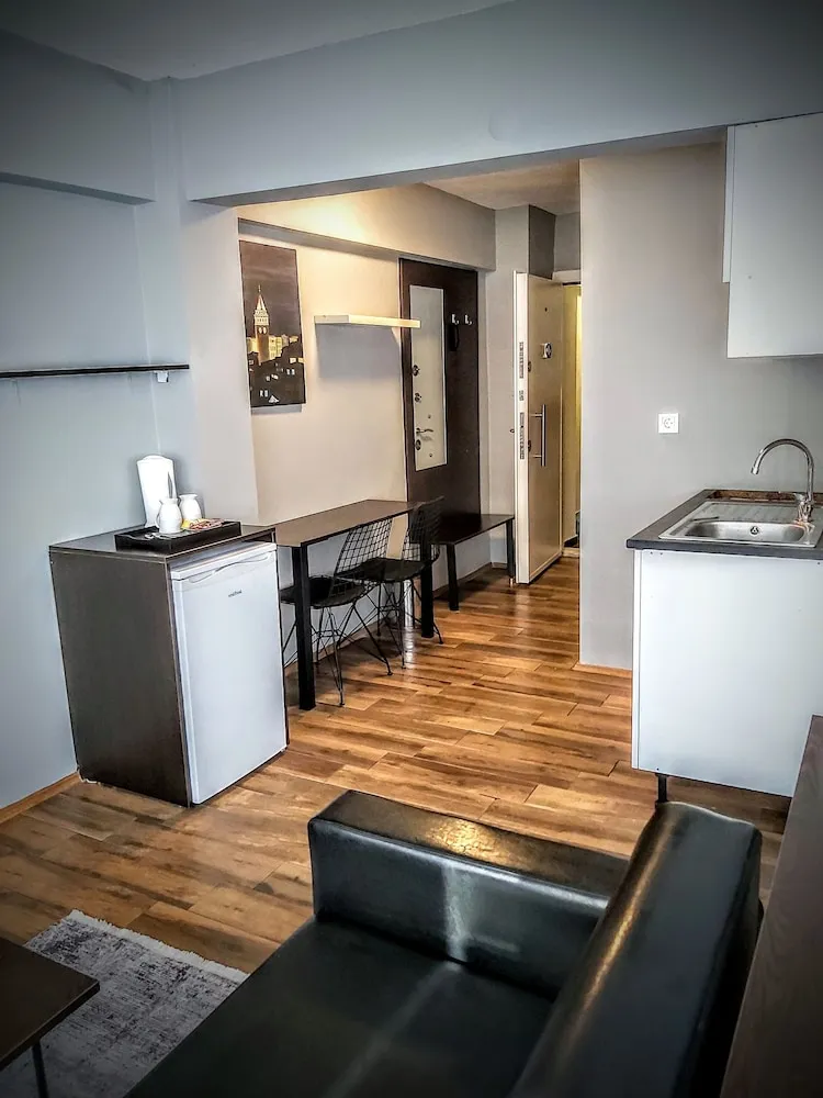 Tek Büyük Yataklı Oda