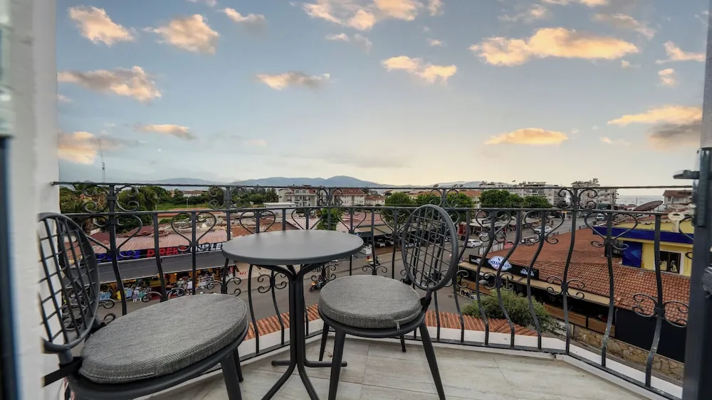 Deluxe Süit, 1 Yatak Odası, Sigara İçilmez, Şehir Manzaralı