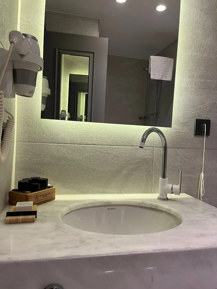 Deluxe Tek Büyük Yataklı Oda, Şehir Manzaralı