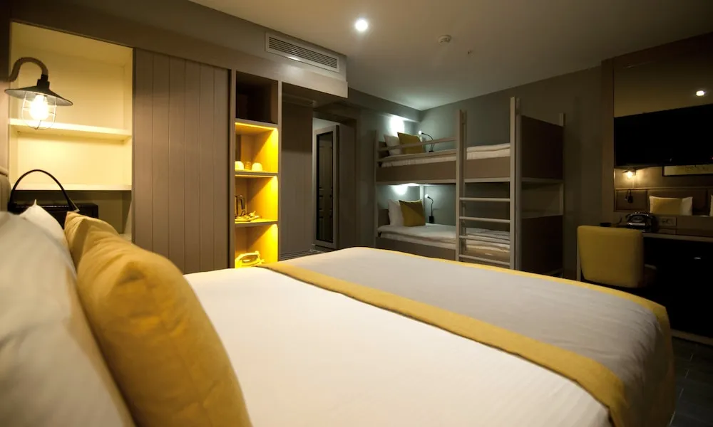 Annex-Economy Family Room Basement