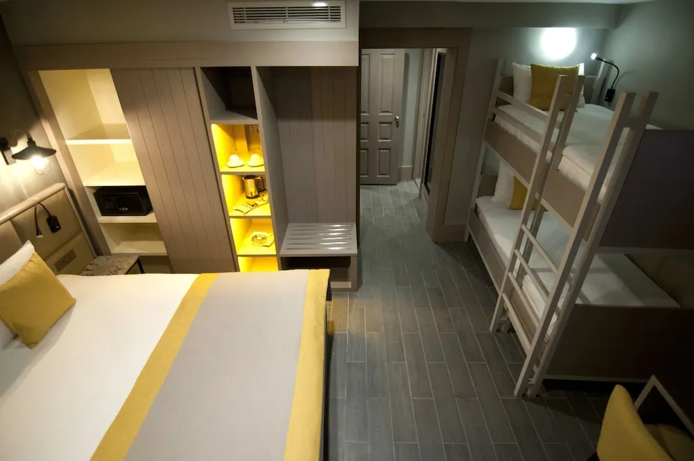 Annex-Economy Family Room Basement