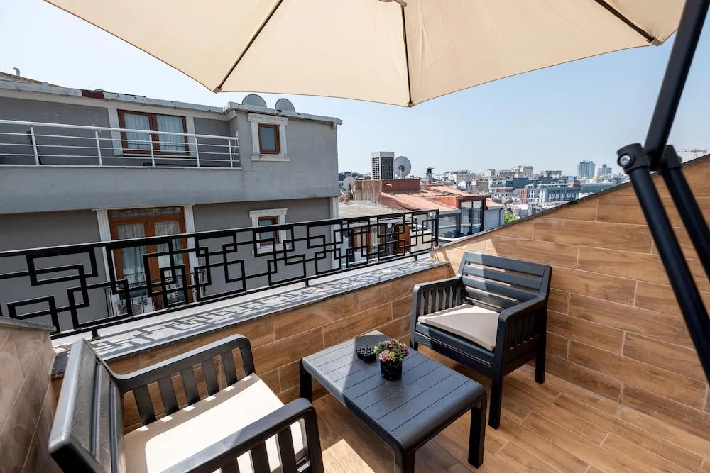 Deluxe Room with Balcony