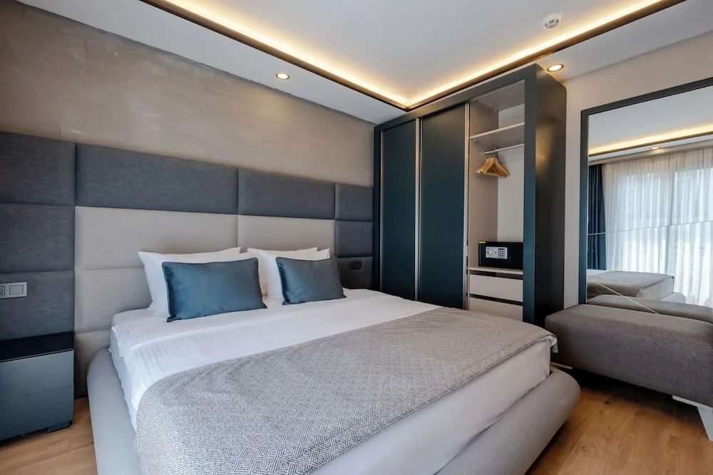 Two-Bedroom Suite